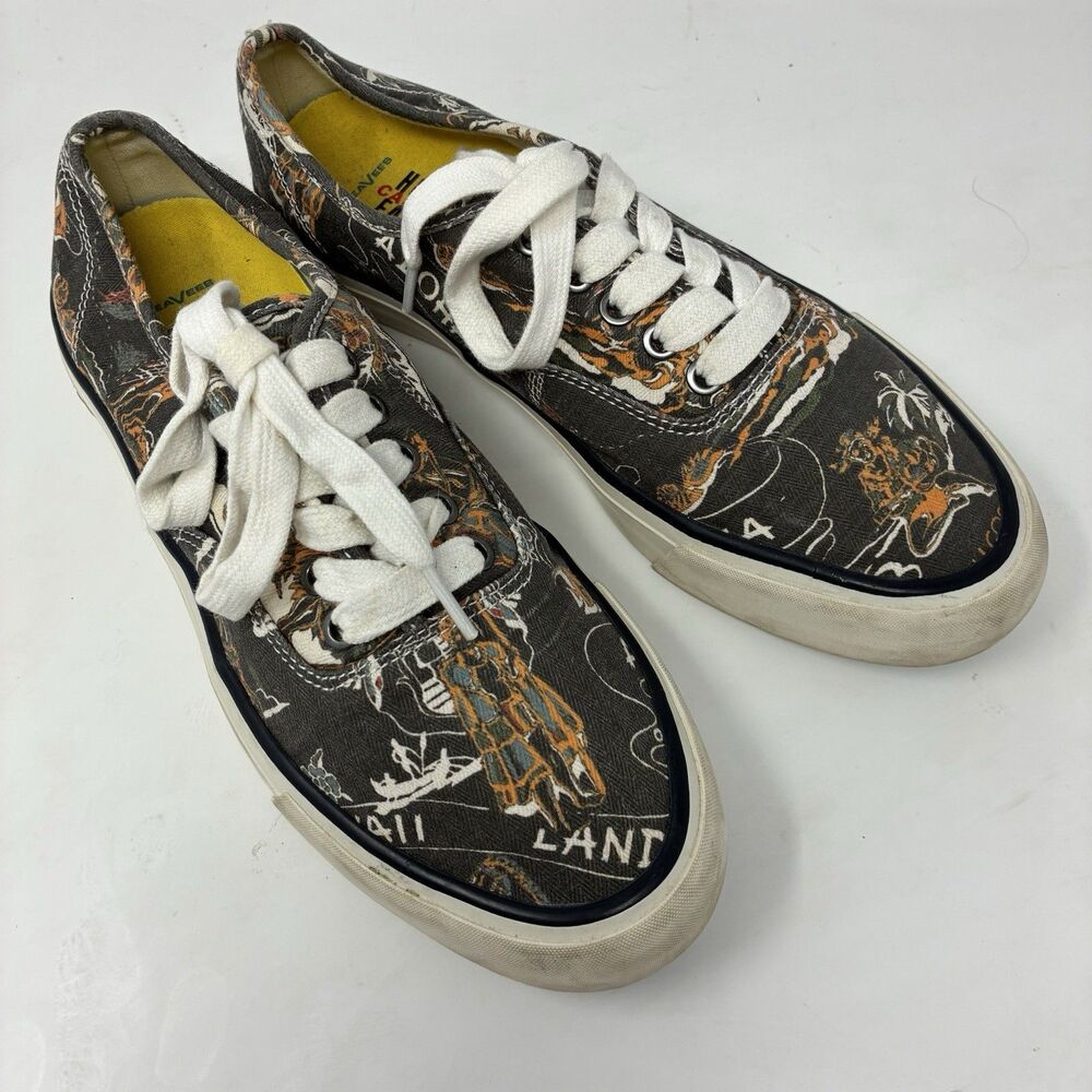 SeaVees Men's Size 8.5 Legend Beachcomber Sneakers Excellent Condition